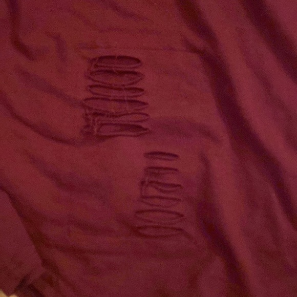 Maroon distressed look long Tshirt size XXL - Picture 3 of 8